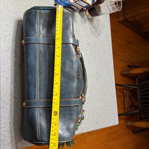 Dooney and Bourke Handbag! - Picture 8 of 8